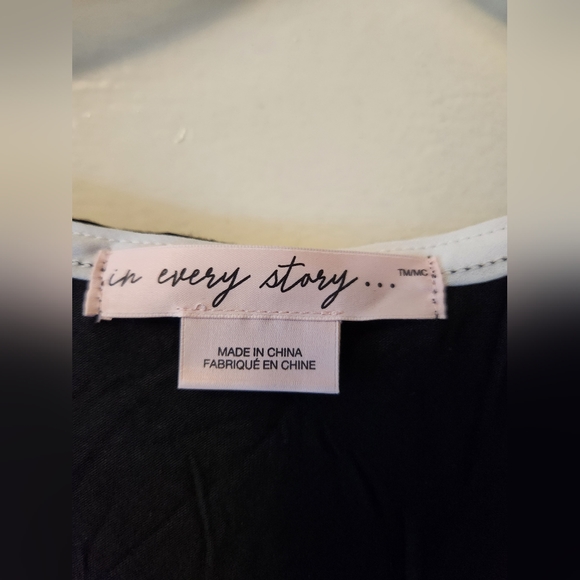 Blouse from Penningtons. 1X - Picture 2 of 3